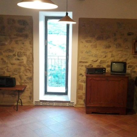 Giro Di Vite Villa Rocca Imperiale Buitenkant foto